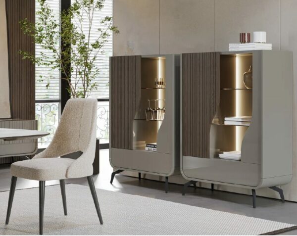 Дизайнерская витрина Linard Display with Legs 5