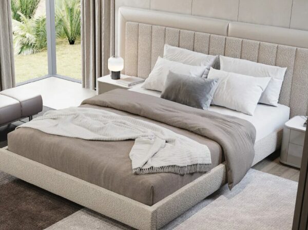 Дизайнерская кровать Hilay Bed Closed Base 4