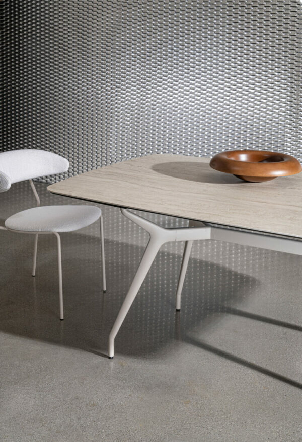 Обеденный стол Arkos shaped 180cm  Travertino 3