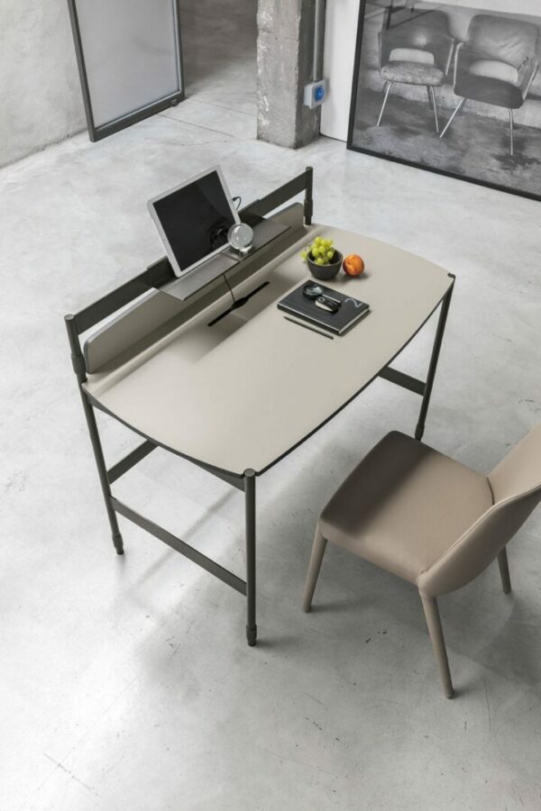 Итальянский стол Scrittoio от Tomasella