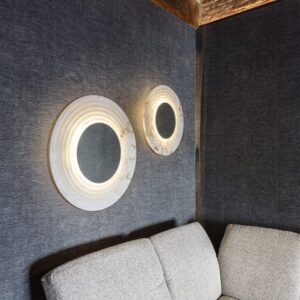 Дизайнерская настенная лампа MIRROR DISC от United Alabaster (Испания)