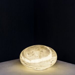 Дизайнерская настольная лампа WIRELESS OVAL от United Alabaster (Испания)