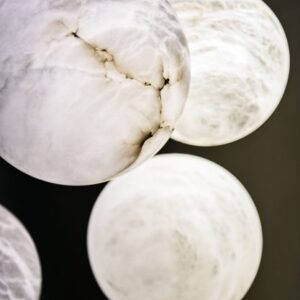 Дизайнерский подвесной светильник MOON от United Alabaster (Испания)