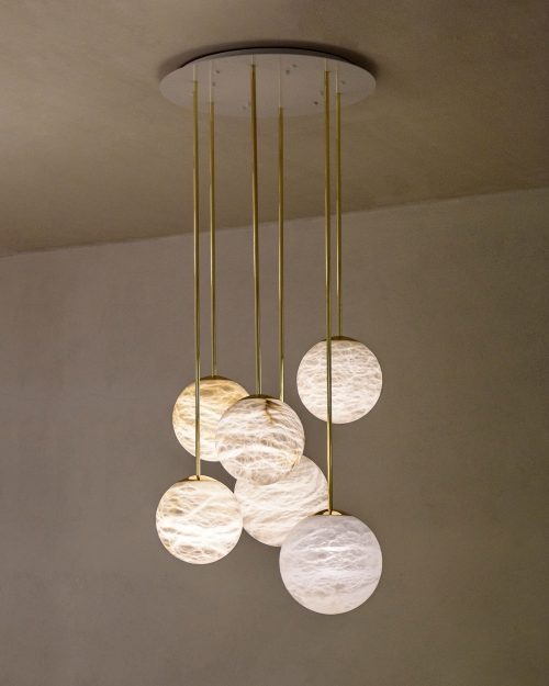 Дизайнерский подвесной светильник MOON от United Alabaster (Испания)