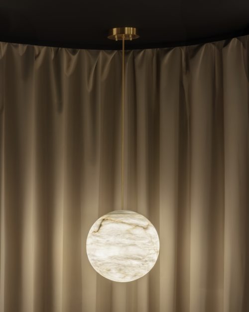 Дизайнерский подвесной светильник MOON SINGLE от United Alabaster (Испания)