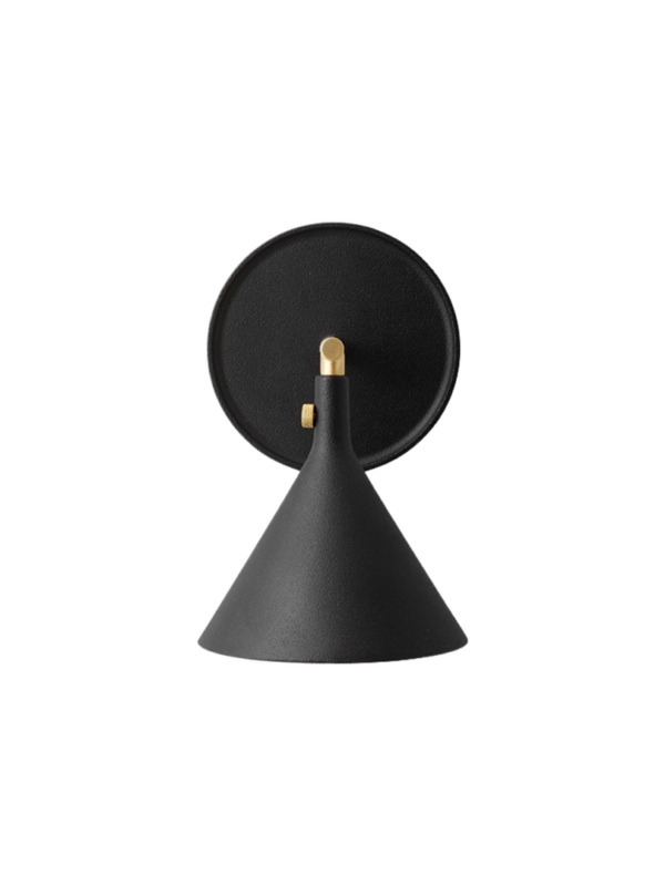 Итальянская настенная лампа Cast Sconce 3