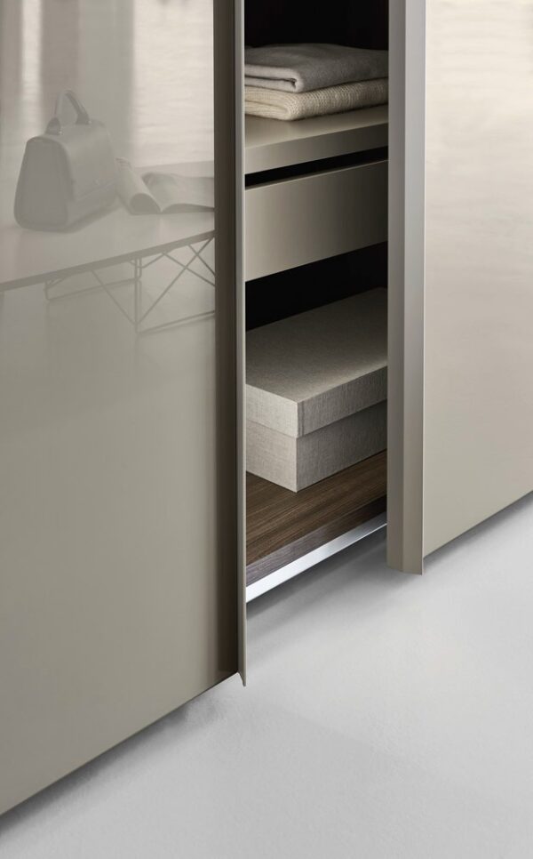 Итальянский шкаф Ala от SANGIACOMO