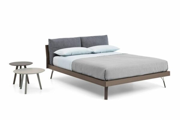 Итальянская кровать Abbraccio Grafic от SANGIACOMO