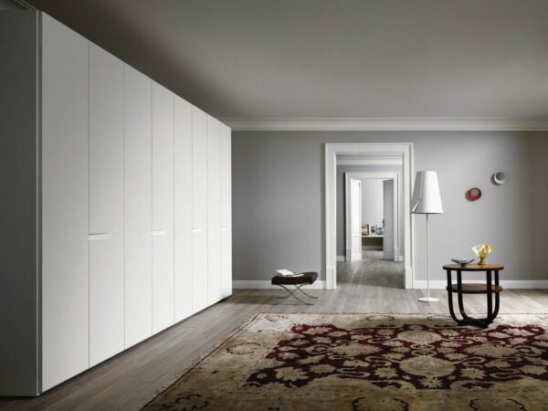 Итальянский шкаф Vela от SANGIACOMO