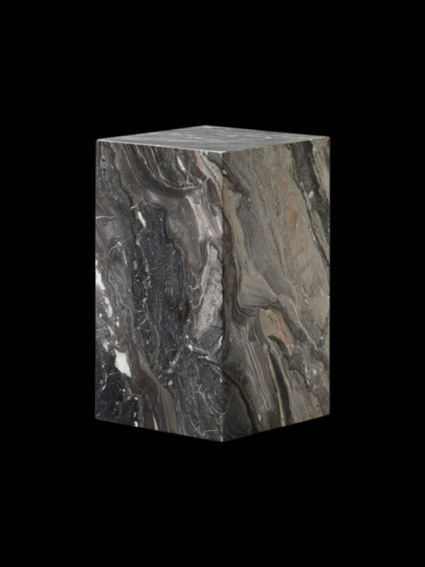 Итальянский столик Plinth Tall от Audo