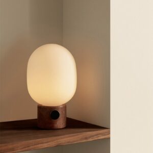 Итальянская настольная лампа JWDA от Audo