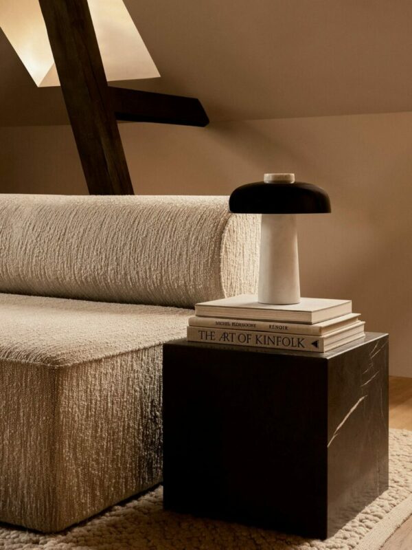 Итальянская настольная лампа Reverse 14