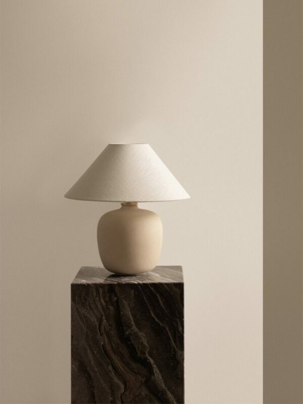 Итальянский столик Plinth Tall 11