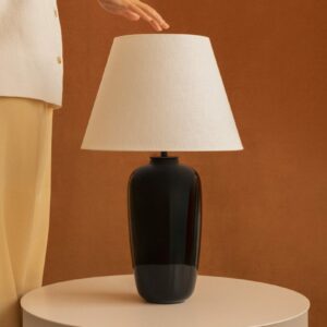 Итальянская настольная лампа Torso 2 от Audo