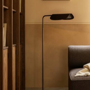 Итальянский напольный торшер Wing от Audo