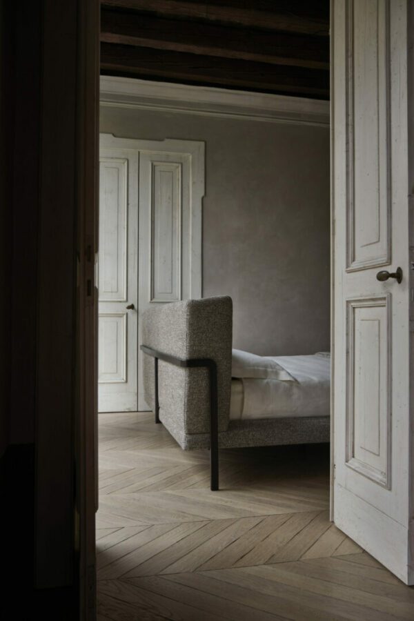 Итальянская кровать Dominick 5