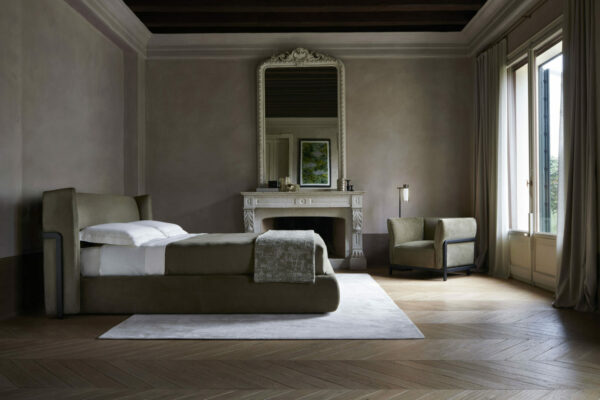 Итальянская кровать Dominick 2