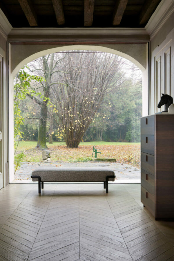 Итальянская банкетка Dominick от Conte Casa