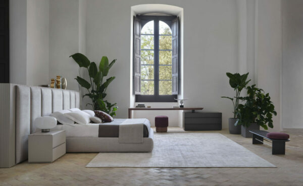 Итальянская кровать Wall 4