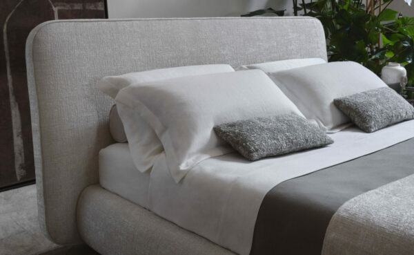 Итальянская кровать Nube 7