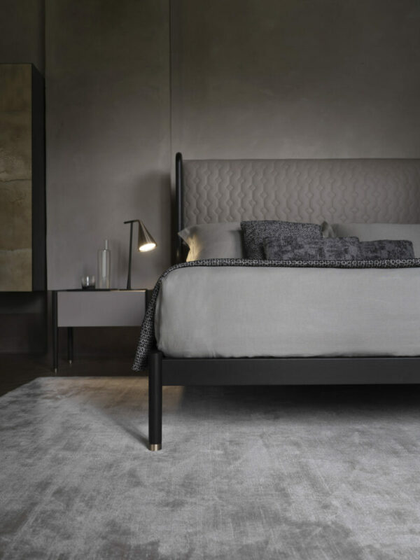 Итальянская кровать Dominick 3