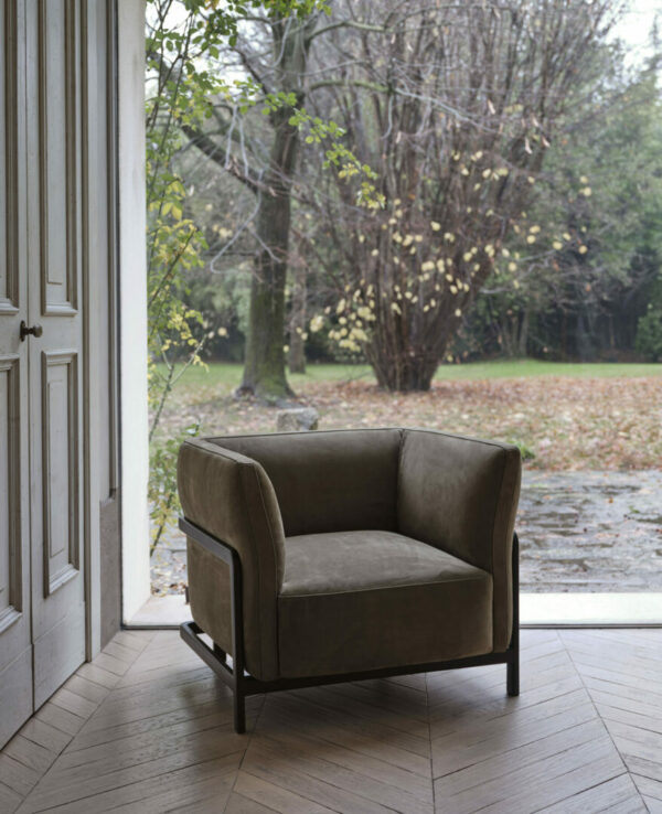 Итальянское кресло Dominick 2