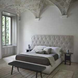 Итальянская кровать Ivonne 2