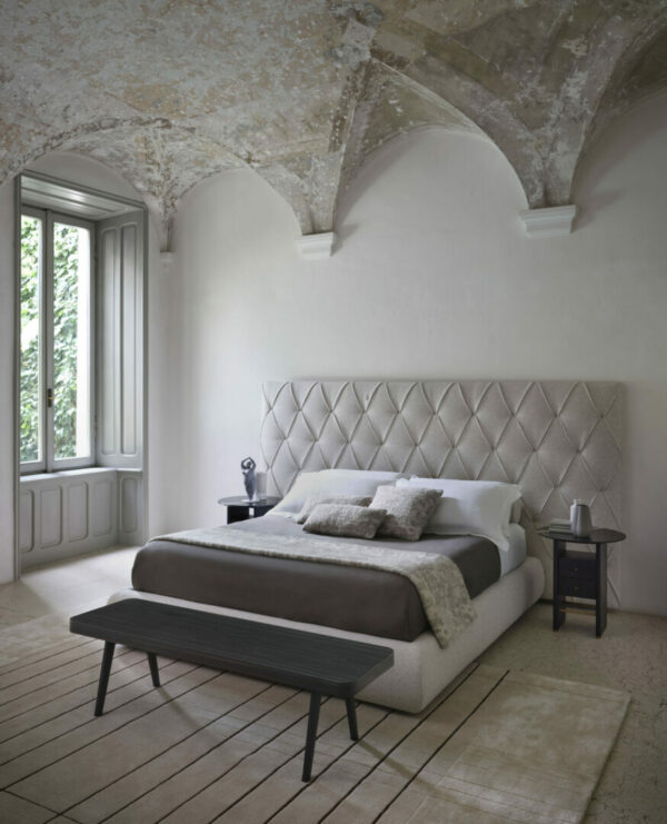 Итальянская кровать Ivonne 2