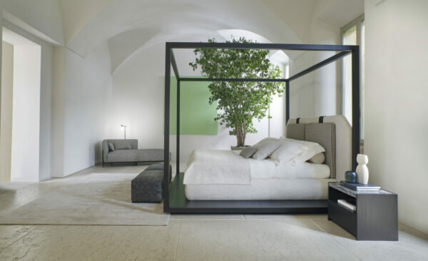 Итальянская кровать Karl от Conte Casa