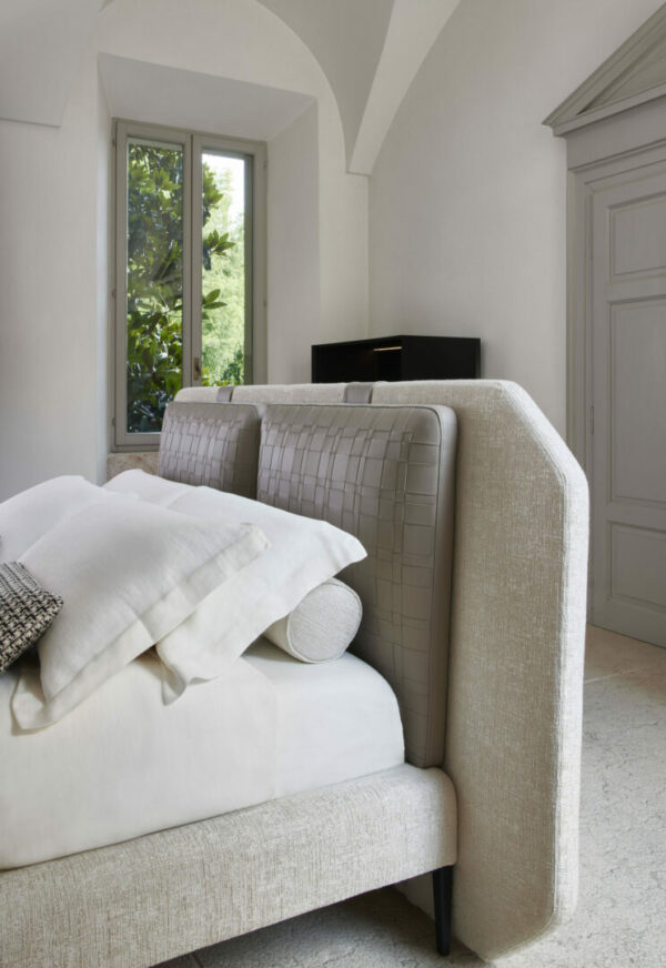 Итальянская кровать Karl 2