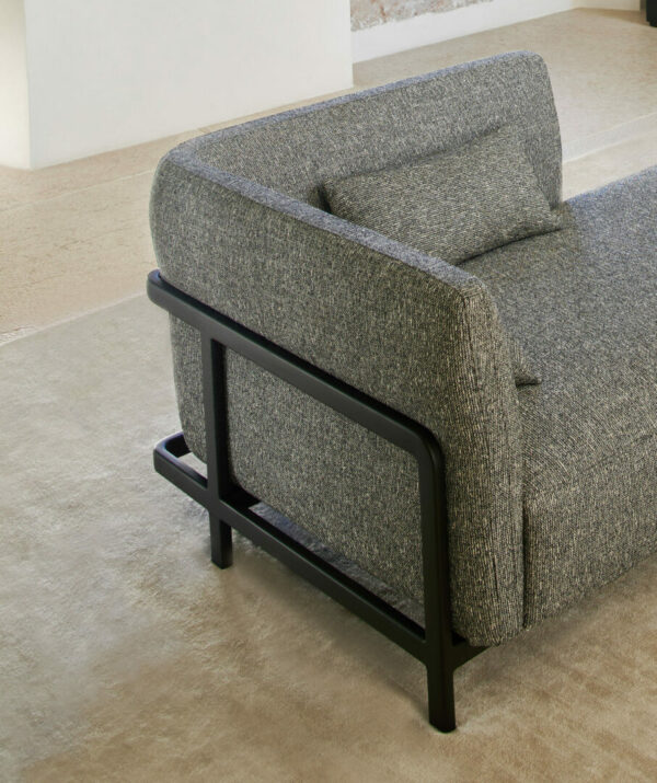 Итальянский диван Dominick 2