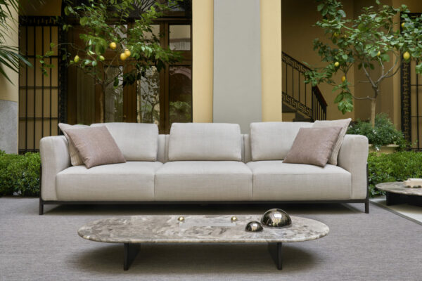 Итальянский диван DOMINICK 8