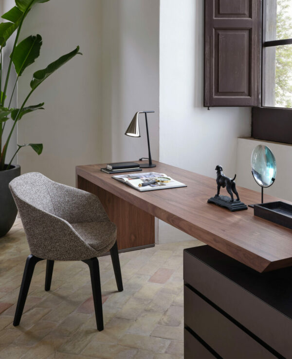 Итальянский письменный стол CUBIK от Conte Casa