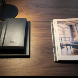 Итальянский письменный стол CUBIK от Conte Casa