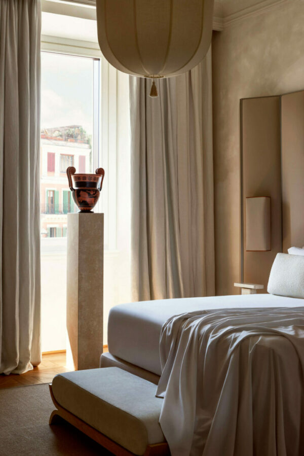 Итальянская кровать Tiberio от Conte Casa