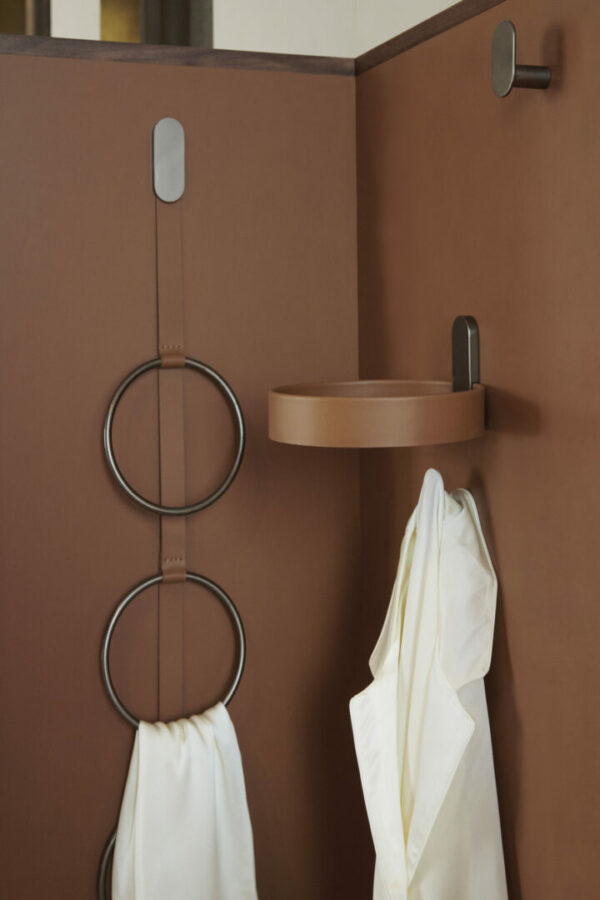 Итальянский письменный стол CHARADE от Conte Casa