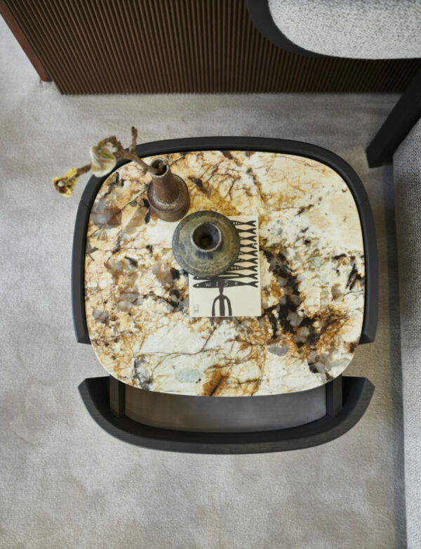 Итальянская прикроватная тумбочка OKE 6