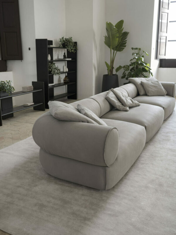 Итальянский диван BOTERO 2