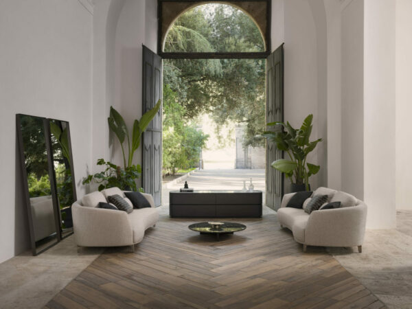 Итальянский диван MONTENAPOLEONE от Conte Casa