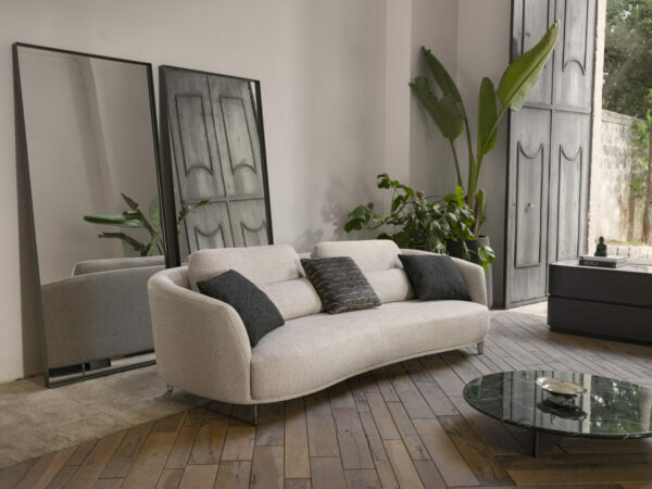 Итальянский диван MONTENAPOLEONE 3