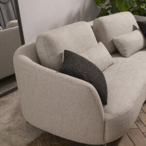 Итальянский диван MONTENAPOLEONE 2