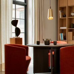 Итальянский стол Androgyne 9