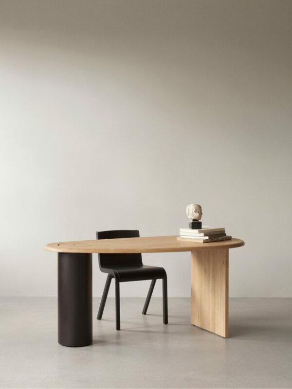 Итальянский письменный стол The Eclipse 8