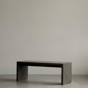 Итальянский столик Plinth Bridge от Audo