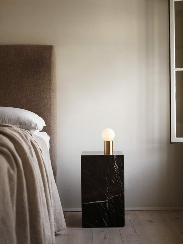 Итальянский столик Plinth Tall от Audo