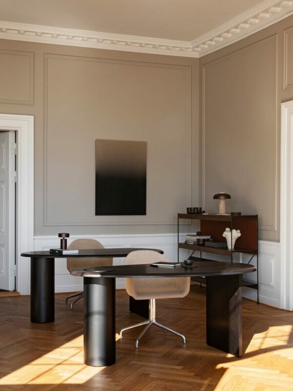 Итальянский письменный стол The Eclipse 5