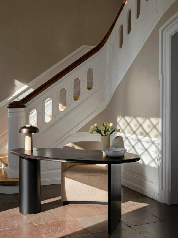 Итальянская настольная лампа Reverse 3