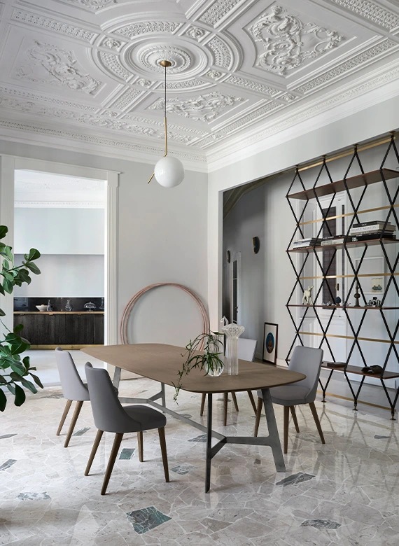 Итальянский стол Vertigo от SANGIACOMO