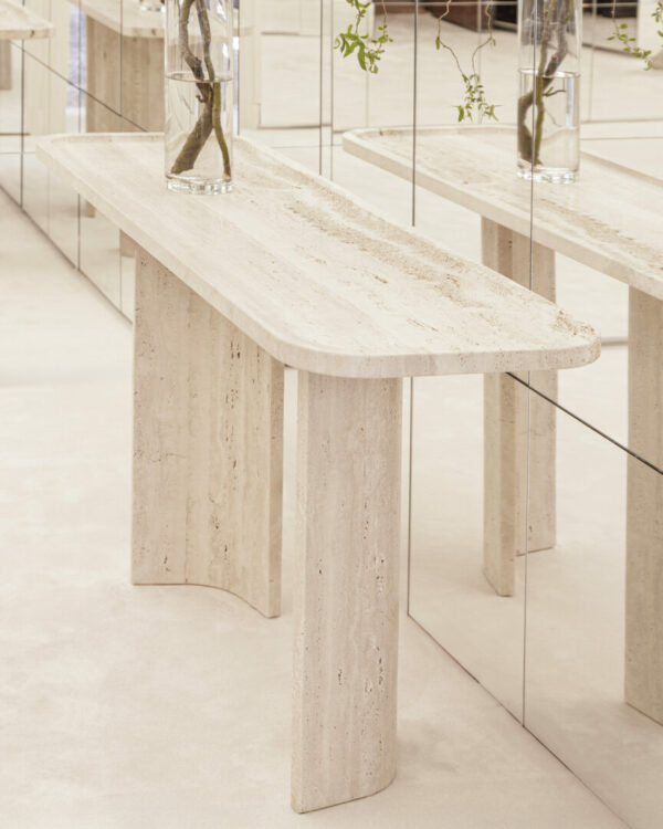 Итальянская консоль LÉONORE & SOLÈNE 3