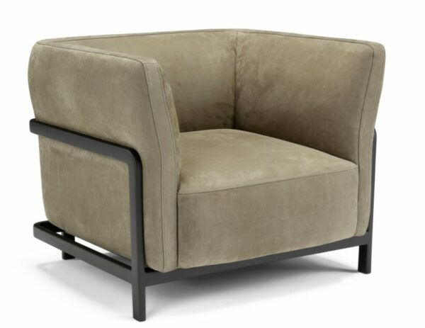 Итальянское кресло Dominick от Conte Casa